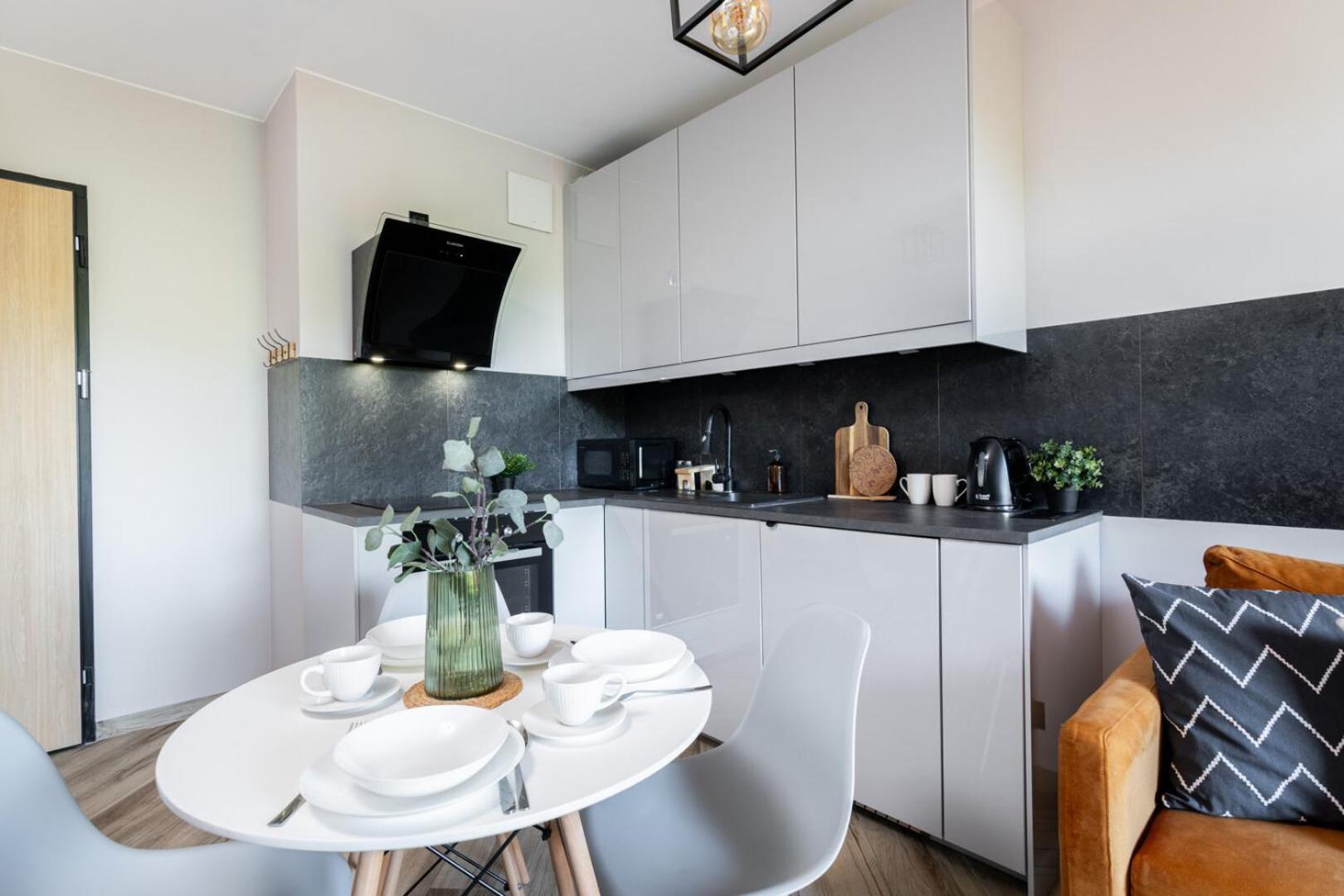 Superapart Wiktoryn 6 *